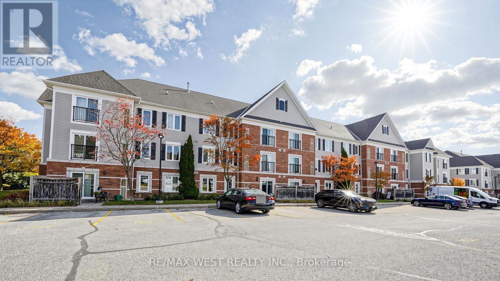 105- 102 Aspen Springs Drive, Clarington, ON photo 41