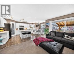 Primary Bedroom - 165 Covehaven Gardens Ne, Calgary, AB T3K6A2 Photo 7