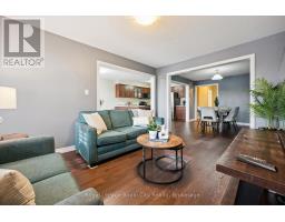 Kitchen - 36 Oakes Crescent, Guelph, ON N1E0J6 Photo 12