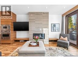Bedroom - 2333 3 Avenue Nw, Calgary, AB T2N0K9 Photo 14