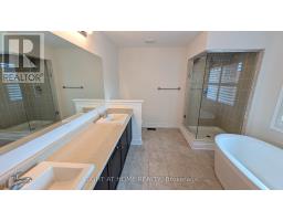 29 Mondial Crescent, East Gwillimbury, ON L9N0S1 Photo 9