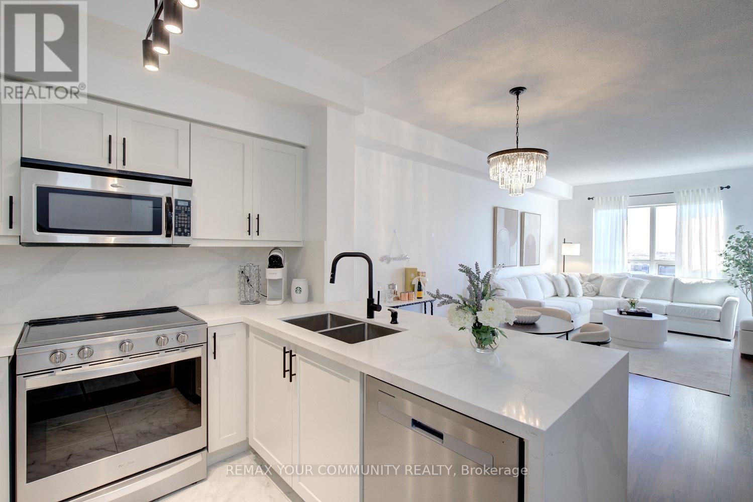 1502- 9225 Jane Street, Vaughan, ON photo 16