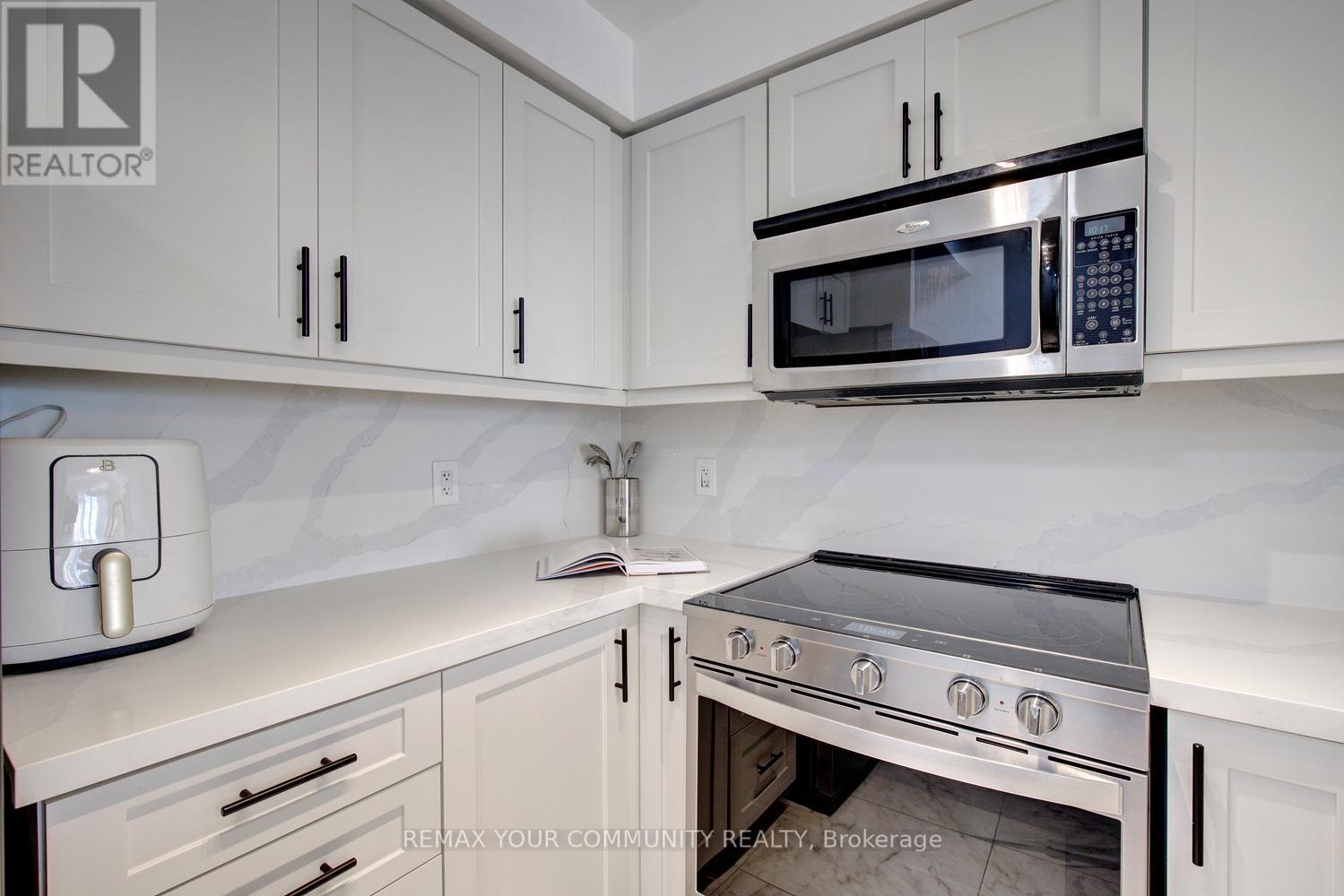 1502- 9225 Jane Street, Vaughan, ON photo 17
