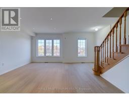 67 Prince Charles Way, Markham, ON L6C0B4 Photo 14