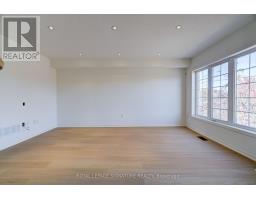67 Prince Charles Way, Markham, ON L6C0B4 Photo 15