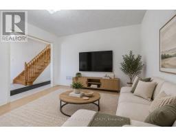 Laundry room - 67 Prince Charles Way, Markham, ON L6C0B4 Photo 8