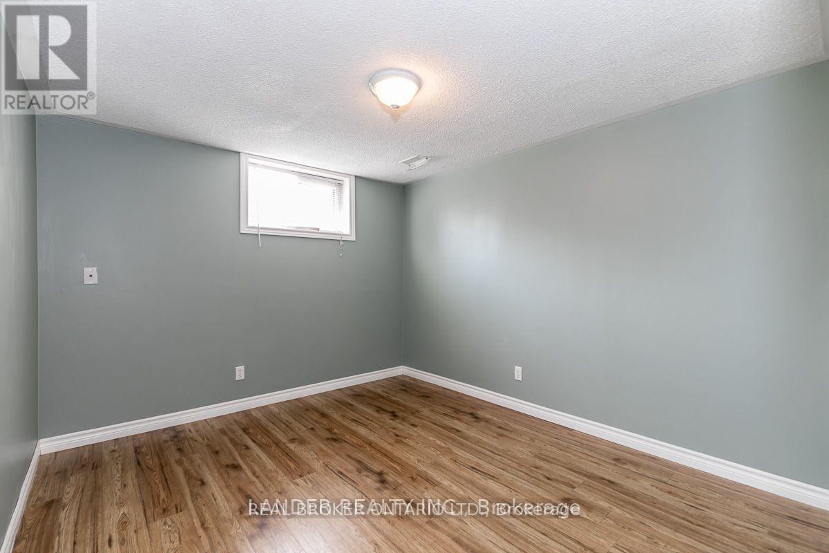 332 WALKER (BASEMENT) AVENUE, Bradford West Gwillimbury (Bradford) — photo 7
