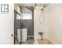 332 Walker (basement) Avenue, Bradford West Gwillimbury, ON L3Z1Y8 Photo 9