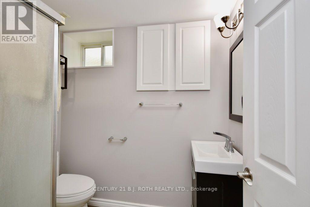 38 CHARLBROOK Avenue, Barrie photo 20