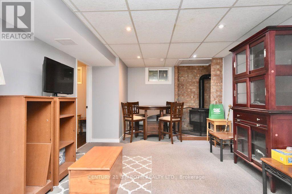 38 CHARLBROOK Avenue, Barrie photo 25