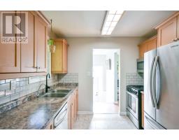 Sunroom - 38 Charlbrook Avenue, Barrie, ON L4M2Y4 Photo 8