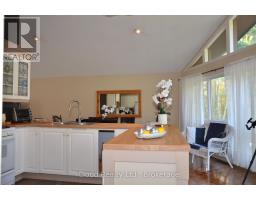 24 Montcalm Crescent, Tiny, ON L9M0G3 Photo 16