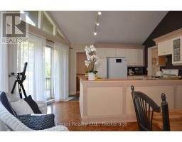 24 Montcalm Crescent, Tiny, ON L9M0G3 Photo 17