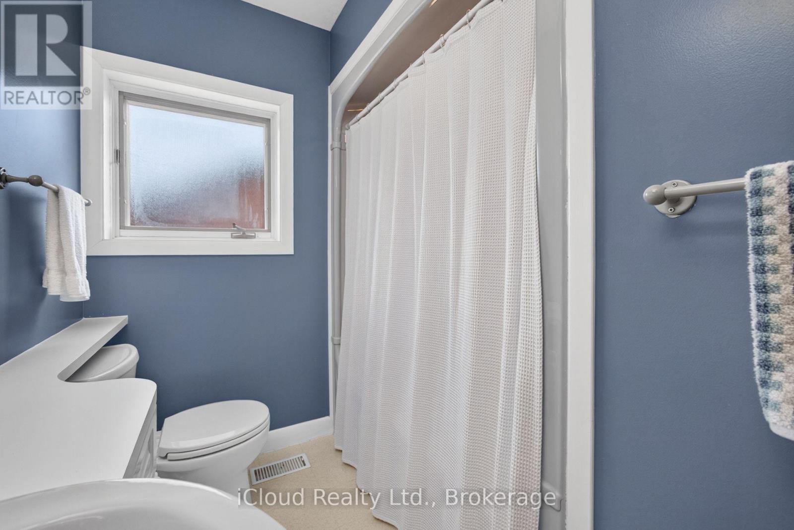 282 Kent Crescent, Burlington, ON photo 34