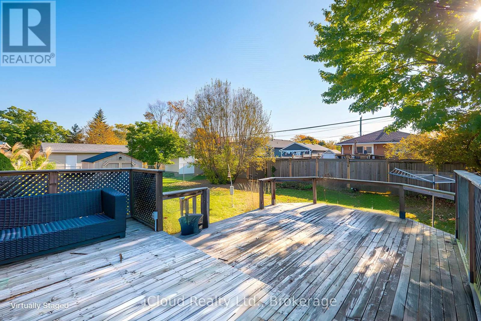 282 Kent Crescent, Burlington, ON photo 44