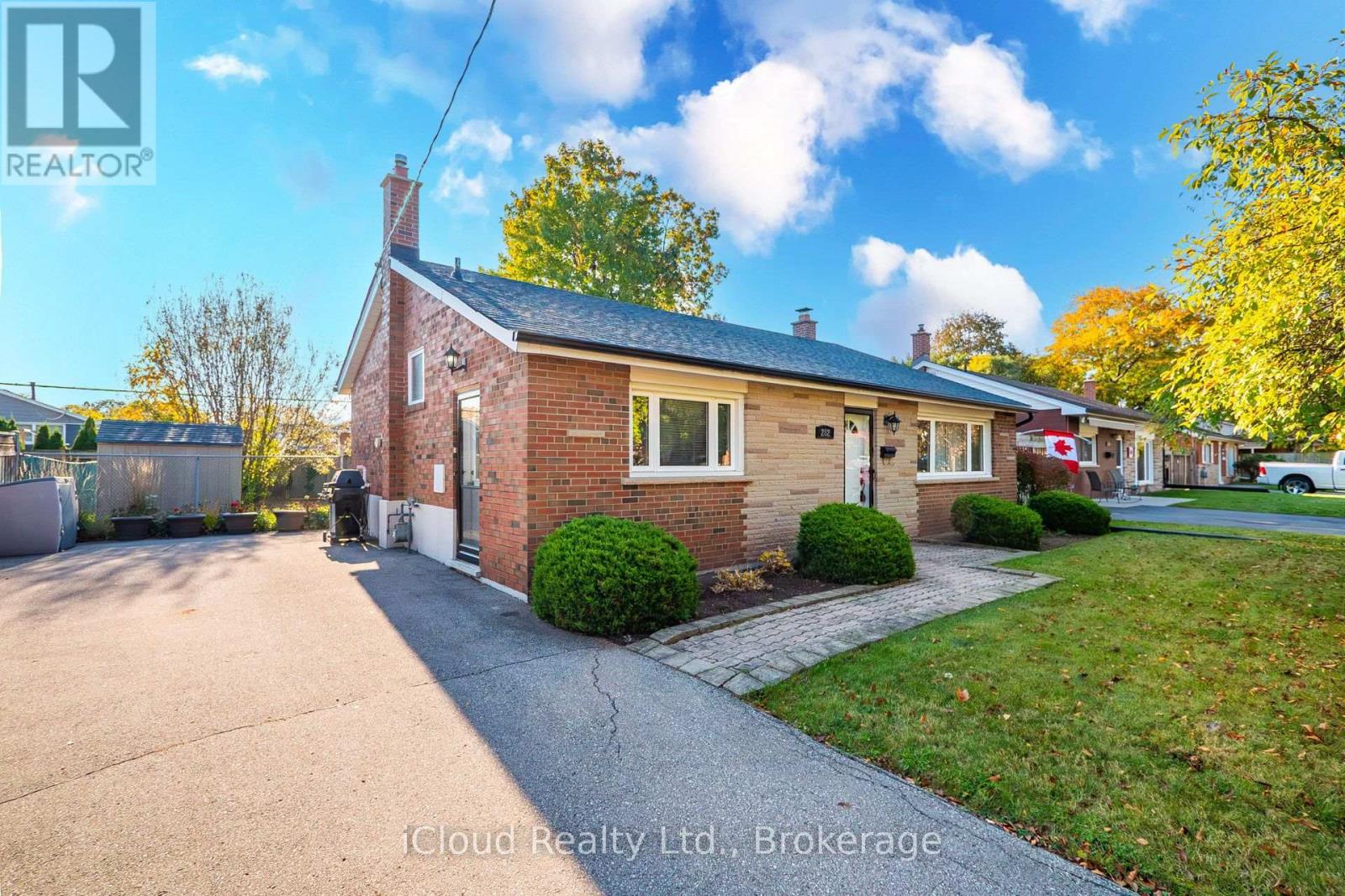 282 Kent Crescent, Burlington, ON photo 6