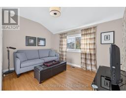 282 Kent Crescent, Burlington, ON L7L4T1 Photo 31