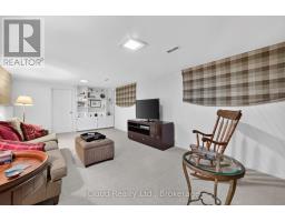282 Kent Crescent, Burlington, ON L7L4T1 Photo 42