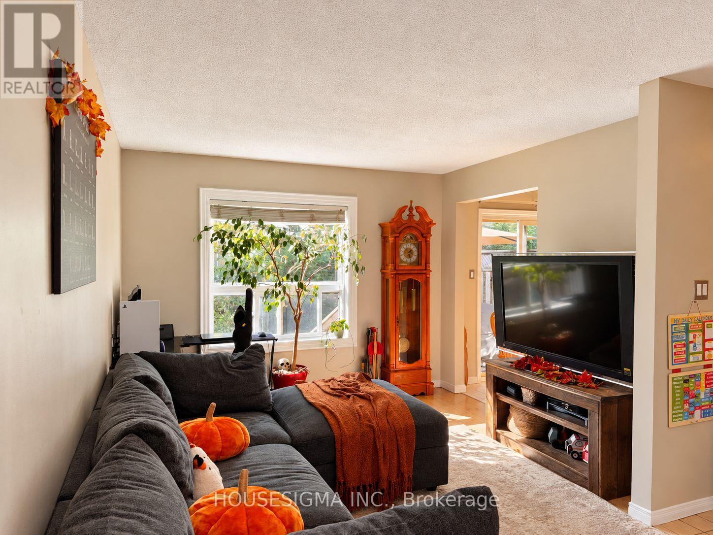 6- 31 Parkview Drive, Orangeville, ON photo 2