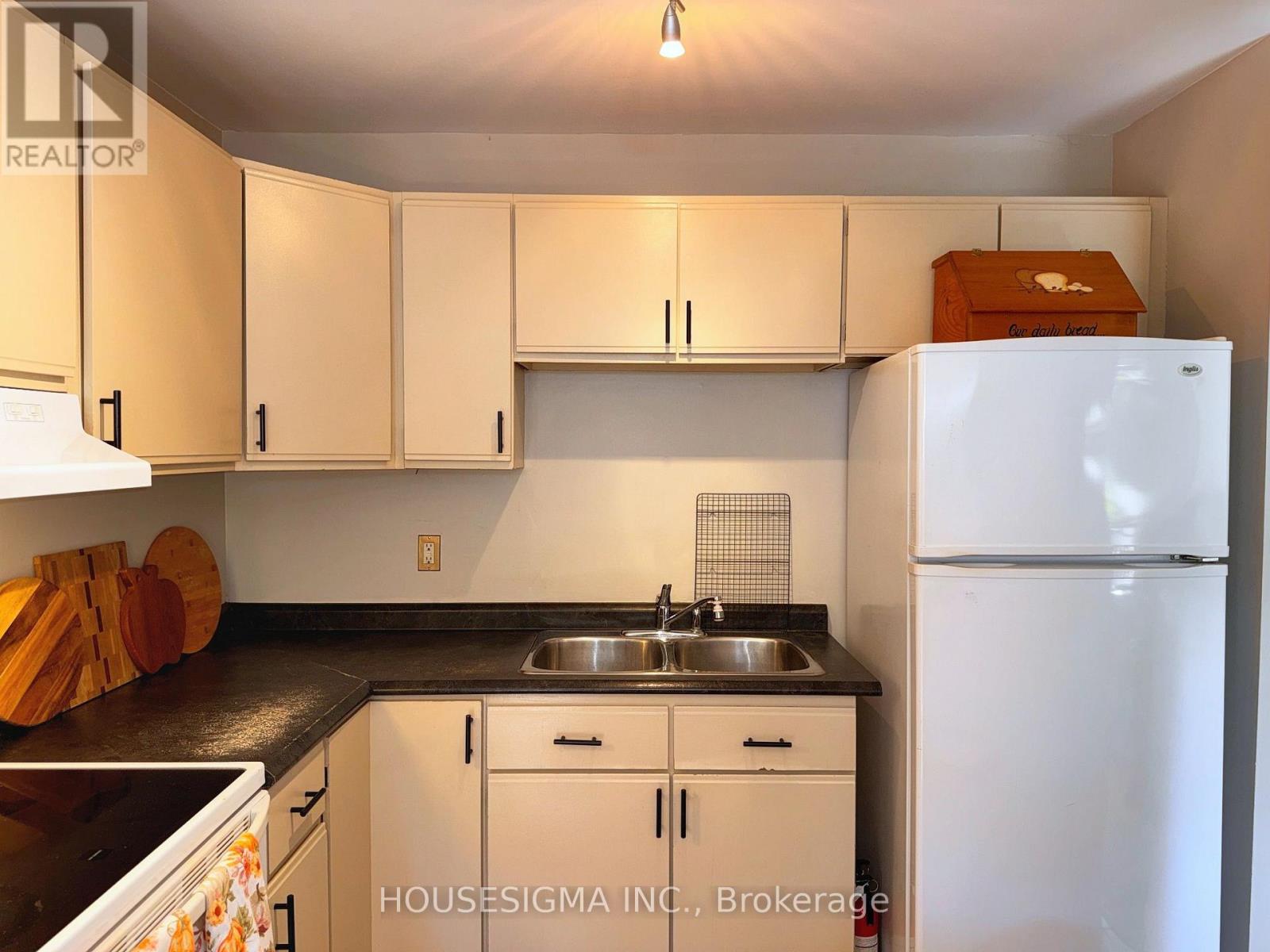 6- 31 Parkview Drive, Orangeville, ON photo 5