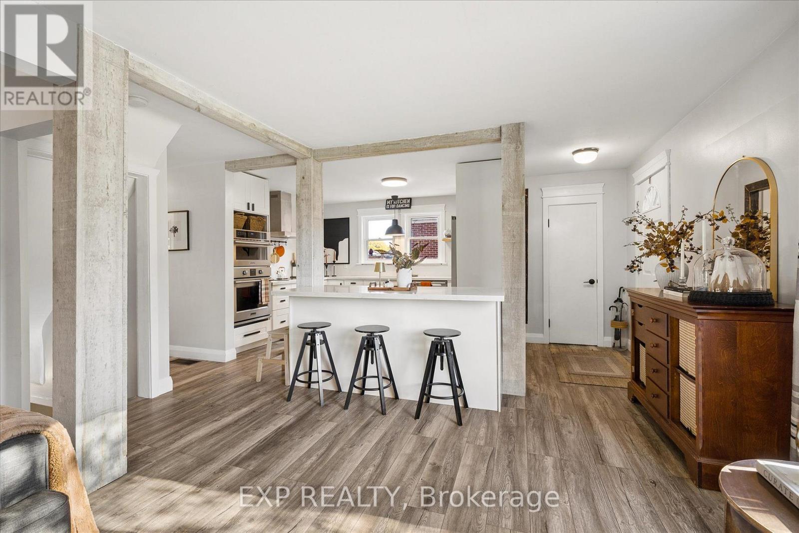12 Layton Street, Kitchener, ON photo 5
