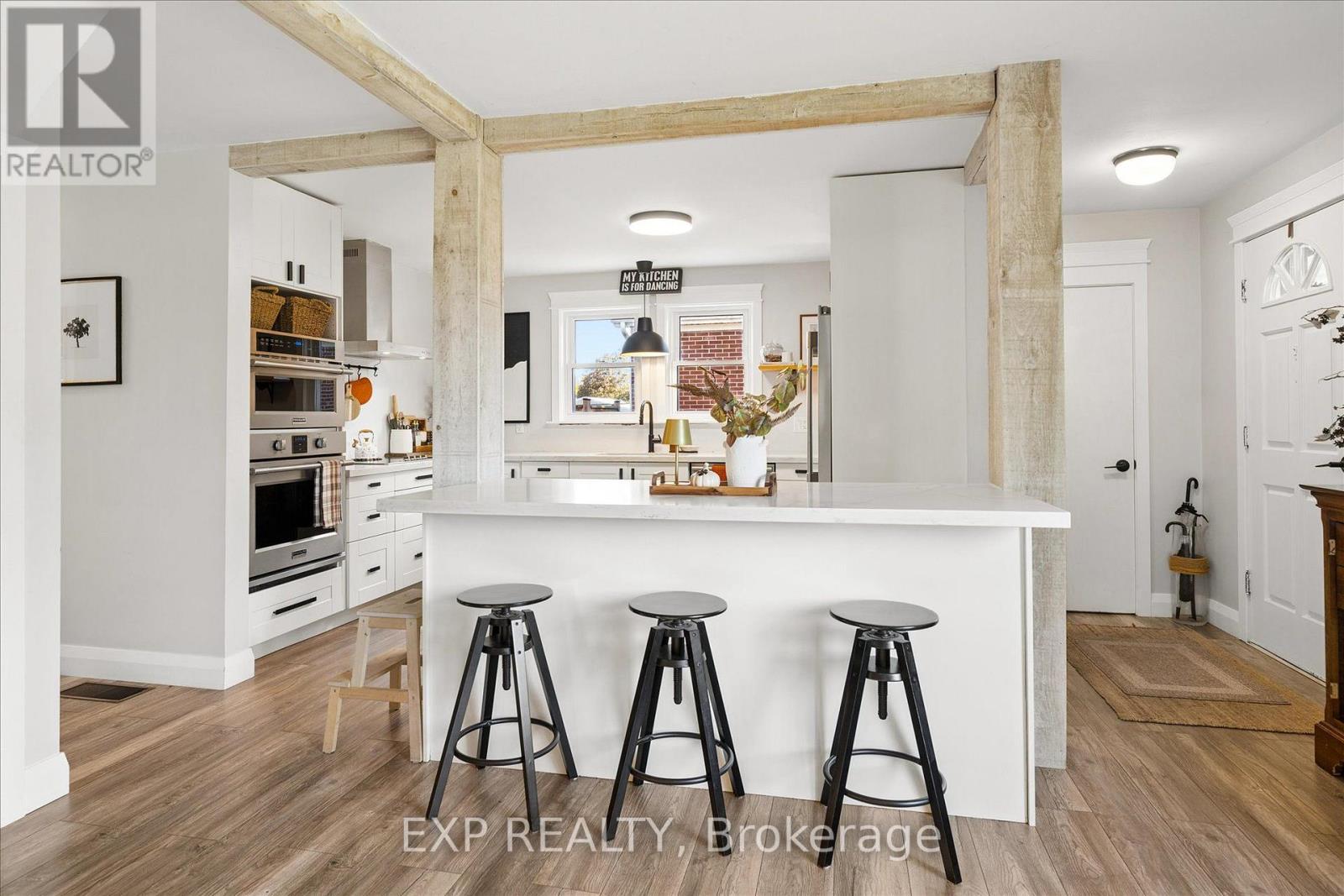 12 Layton Street, Kitchener, ON photo 6