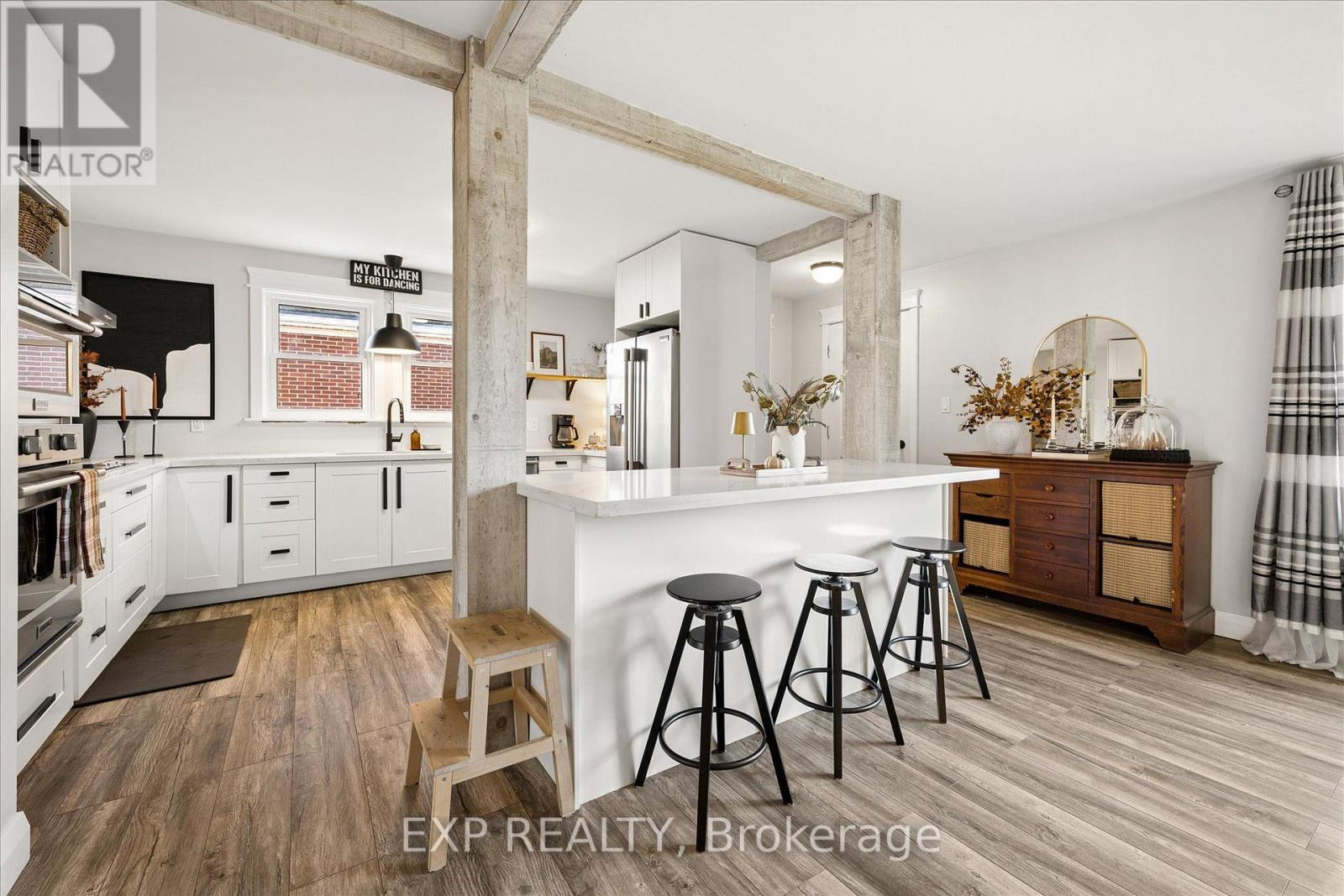 12 Layton Street, Kitchener, ON photo 7