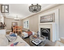 4pc Bathroom - 916 Foxbrook Court, Kitchener, ON N2P2W1 Photo 9
