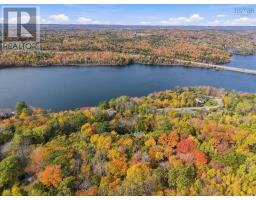 4a&b Highway 2, Fall River, NS B2T1L8 Photo 8