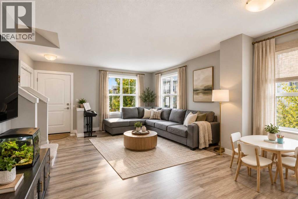 140 Evanscrest Gardens NW, Calgary — photo 2