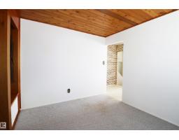 9527 151 Av Nw, Edmonton, AB T5E2R2 Photo 13