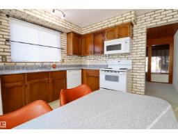 9527 151 Av Nw, Edmonton, AB T5E2R2 Photo 16