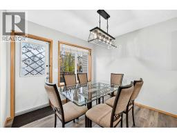 Primary Bedroom - 140 Everstone Way Sw, Calgary, AB T2Y4J8 Photo 8