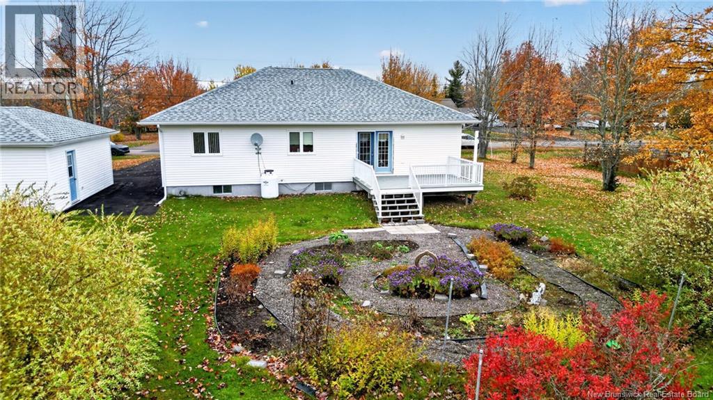 104 Leger photo 2