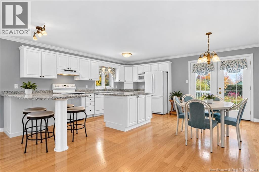 104 Leger photo 4