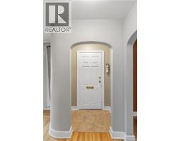 93 Winter Avenue, photo 5