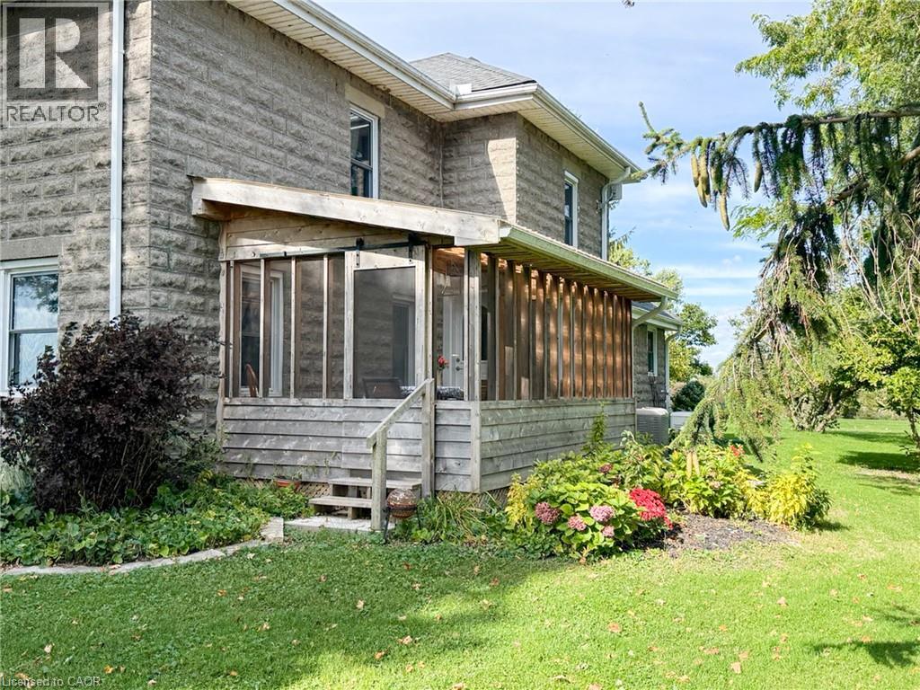 1699 LAKESHORE photo 5