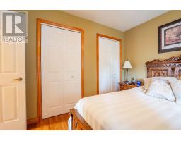 26 Heath Rd, Sault Ste  Marie, ON P6A6E2 Photo 13