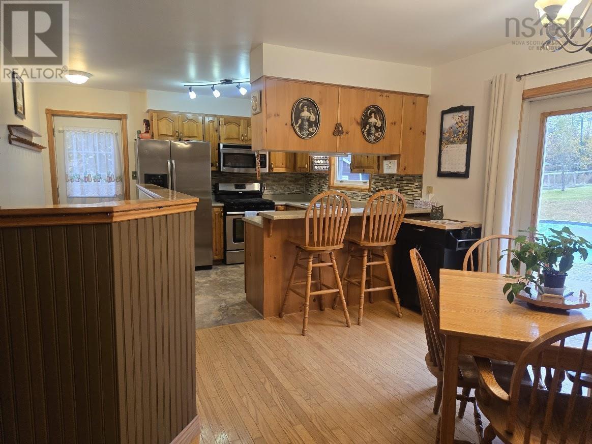 8881 HIGHWAY 311 photo 5