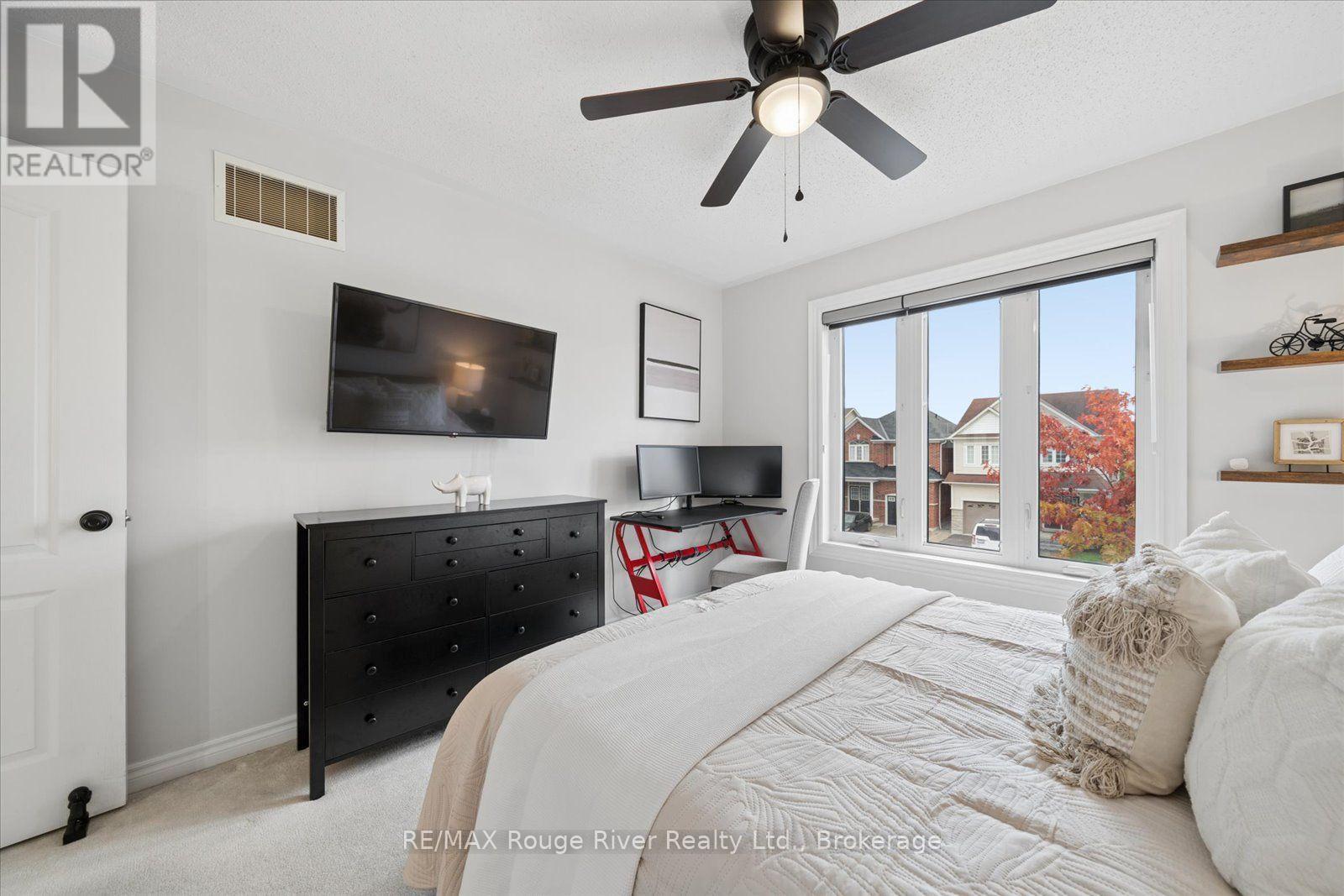 36 Shrewsbury Drive, Whitby, ON photo 24