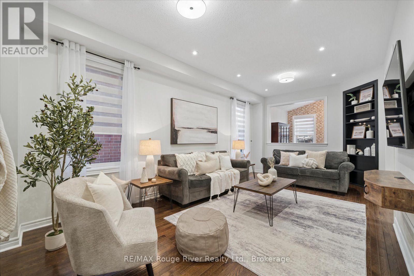 36 Shrewsbury Drive, Whitby, ON photo 6