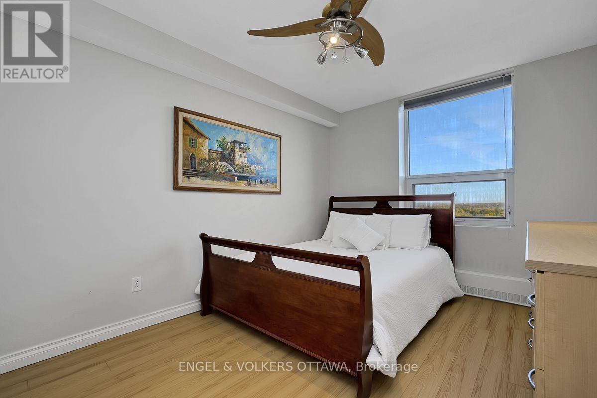 #2111 665 BATHGATE DRIVE - 13