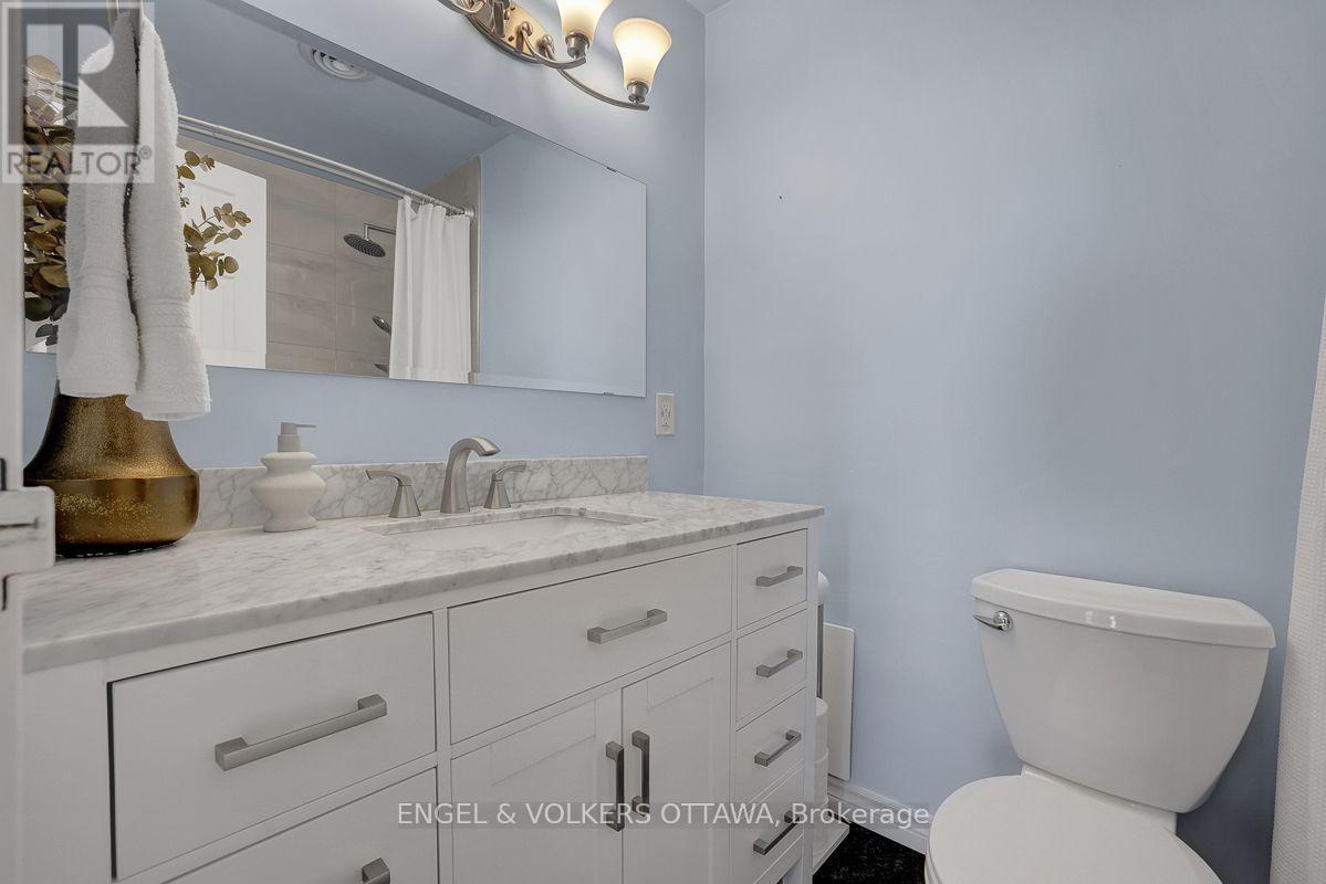 #2111 665 BATHGATE DRIVE - 17