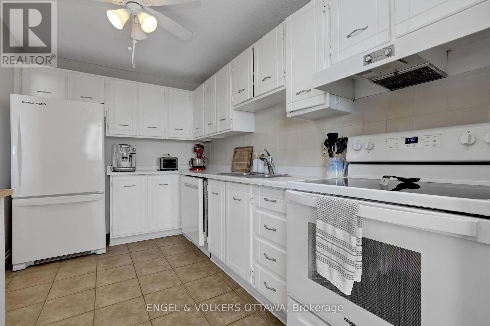 #2111 665 BATHGATE DRIVE - 8