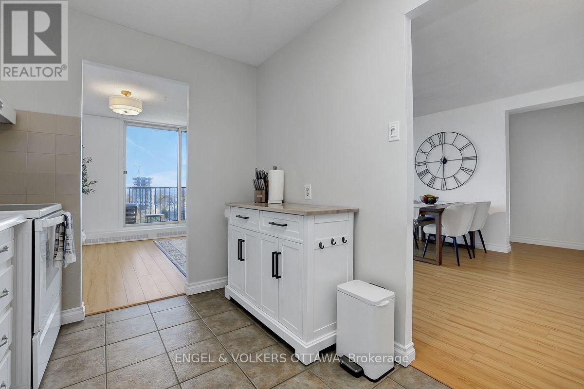 #2111 665 BATHGATE DRIVE - 9