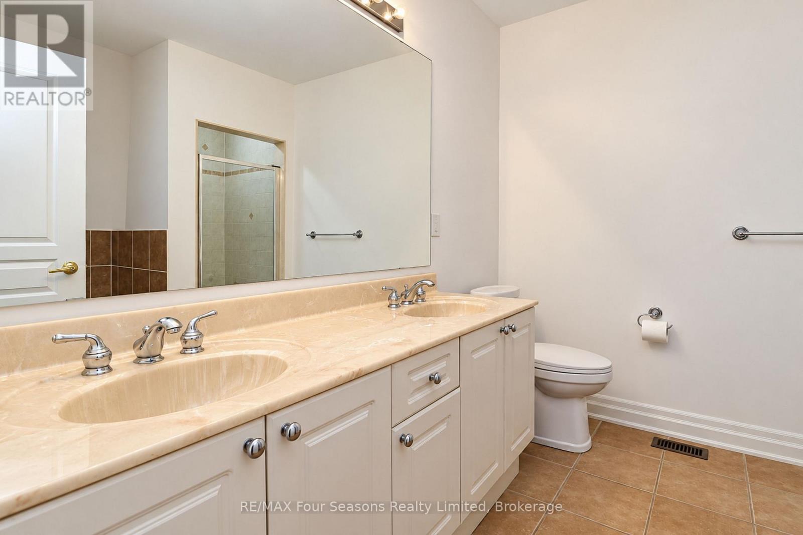 8-15 Waterside Lane, Collingwood photo 13