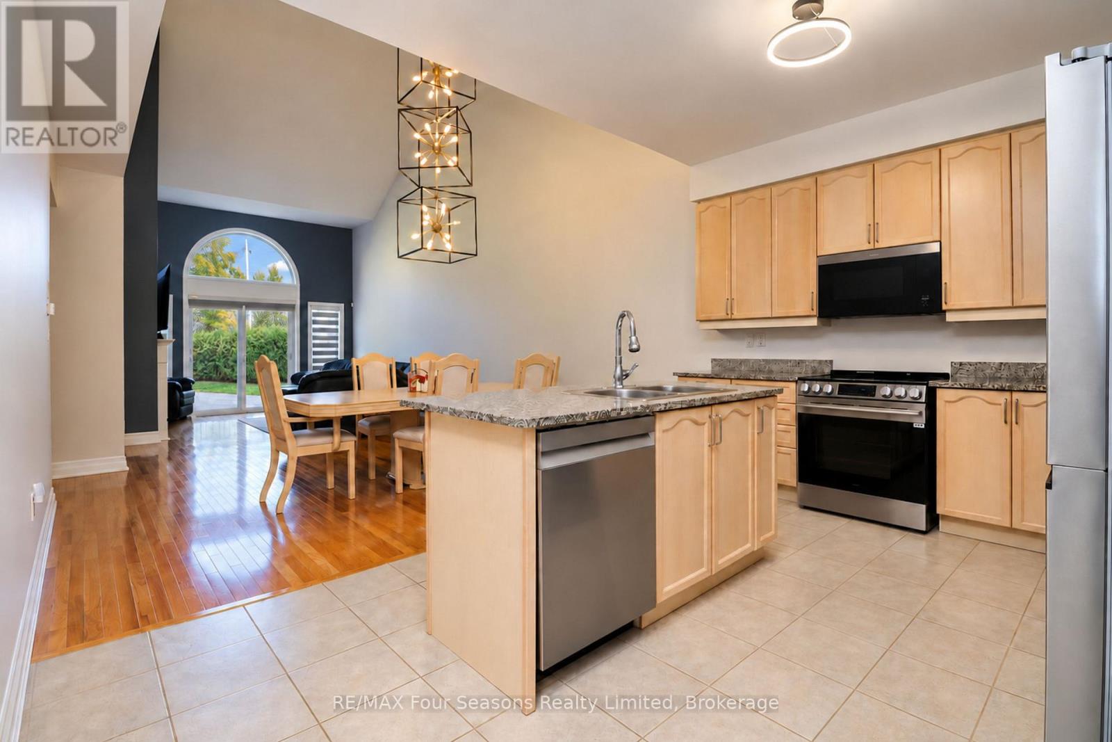 8-15 Waterside Lane, Collingwood photo 24