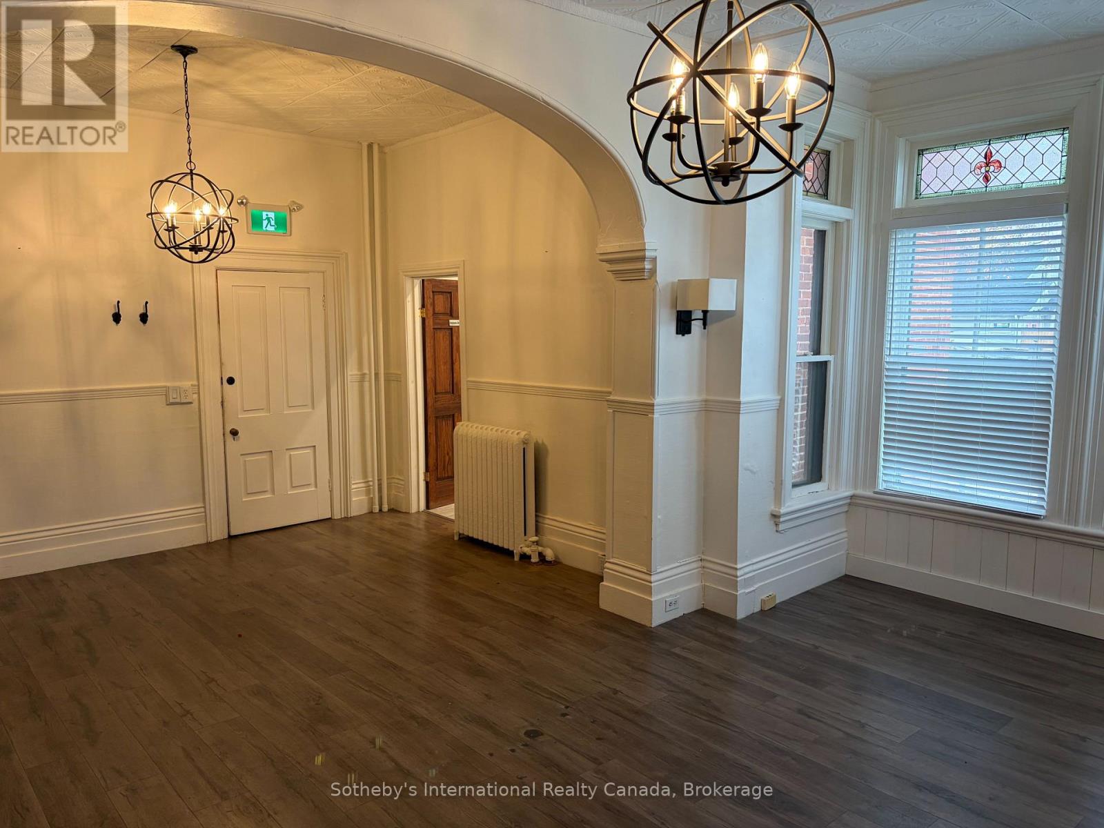 104-637 Hurontario Street, Collingwood photo 6