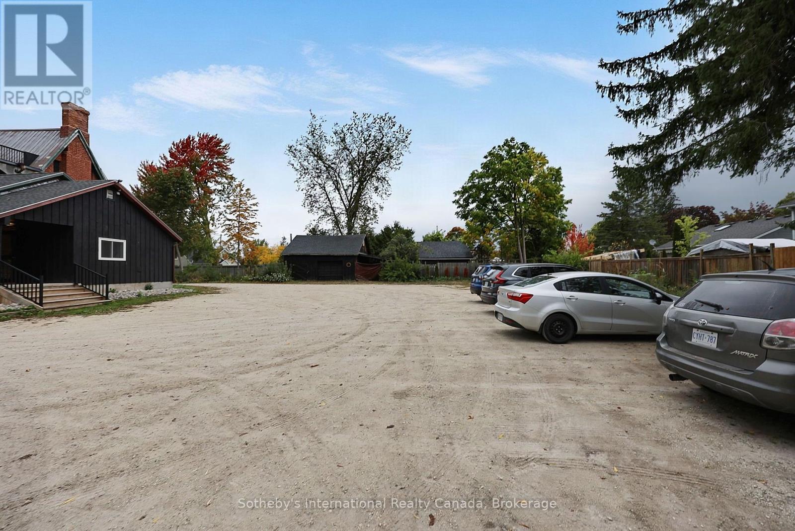 104-637 Hurontario Street, Collingwood photo 9