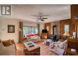 1112 Dorcas Bay Road, Northern Bruce Peninsula, ON N0H1Z0 Photo 10